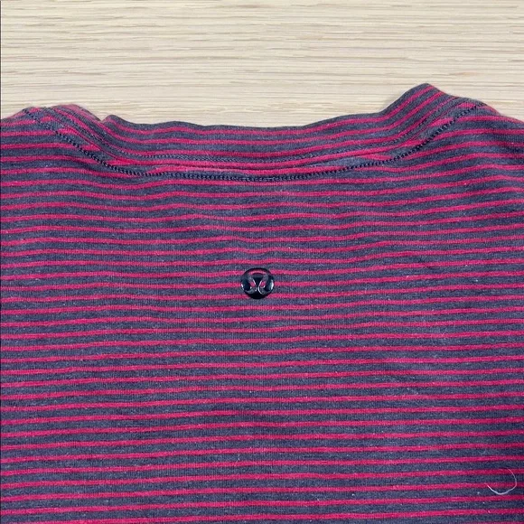 Lululemon Men's Red Striped Shirt - Picture 8 of 8
